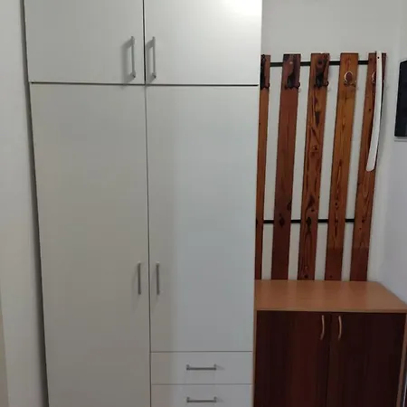 Stan Na Dan Mbradic Zgrada Apartman Brčko